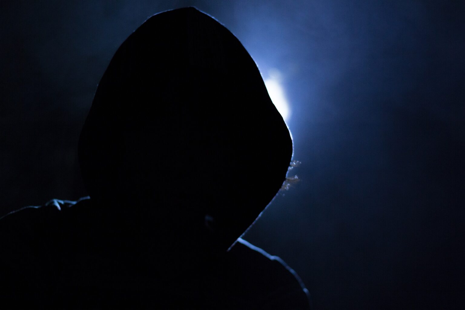 What You Should Know About Apple Support Scam Calls: Don't fall prey to increasingly tricky scammers.