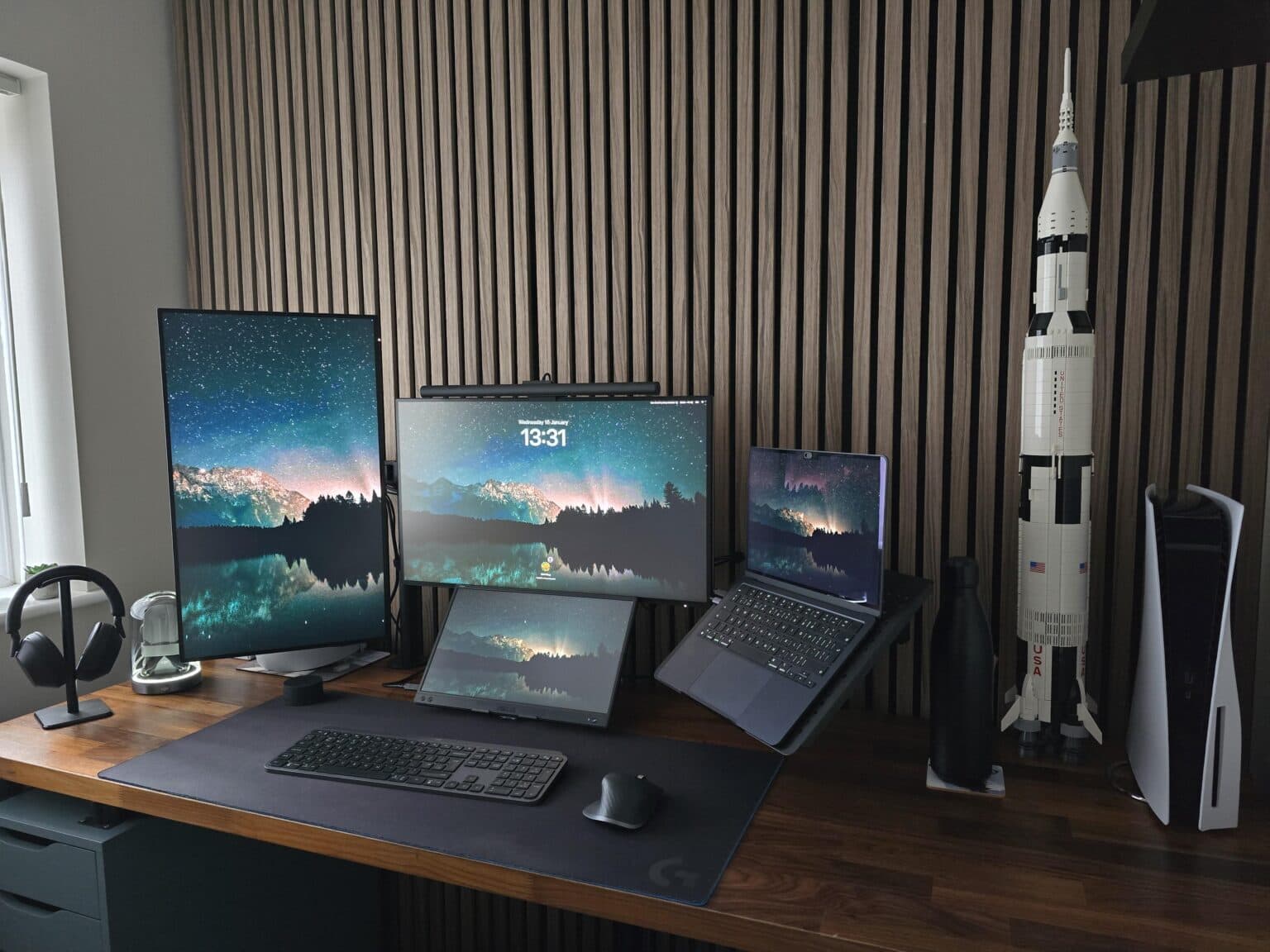 Ugreen Revodok connects multiple displays