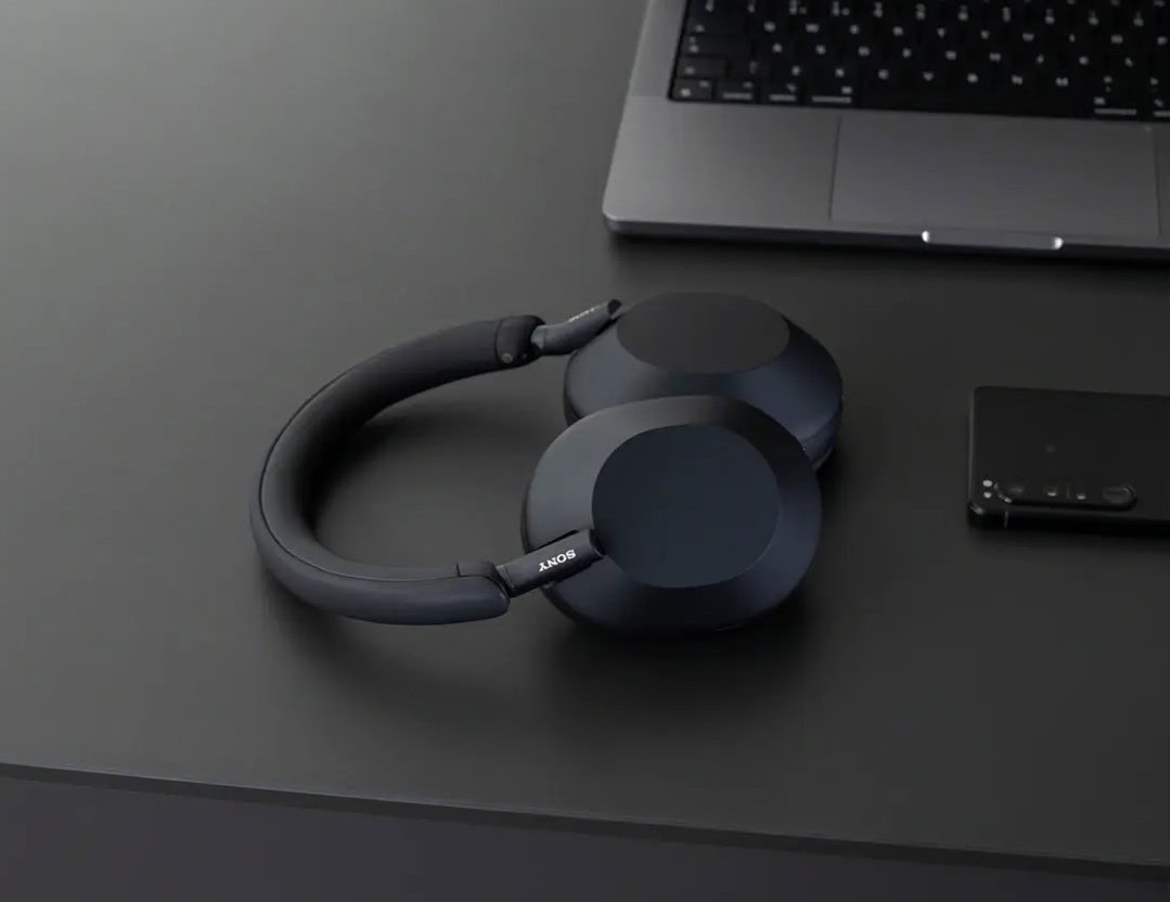 Sony WH-1000XM5 headphones on desk